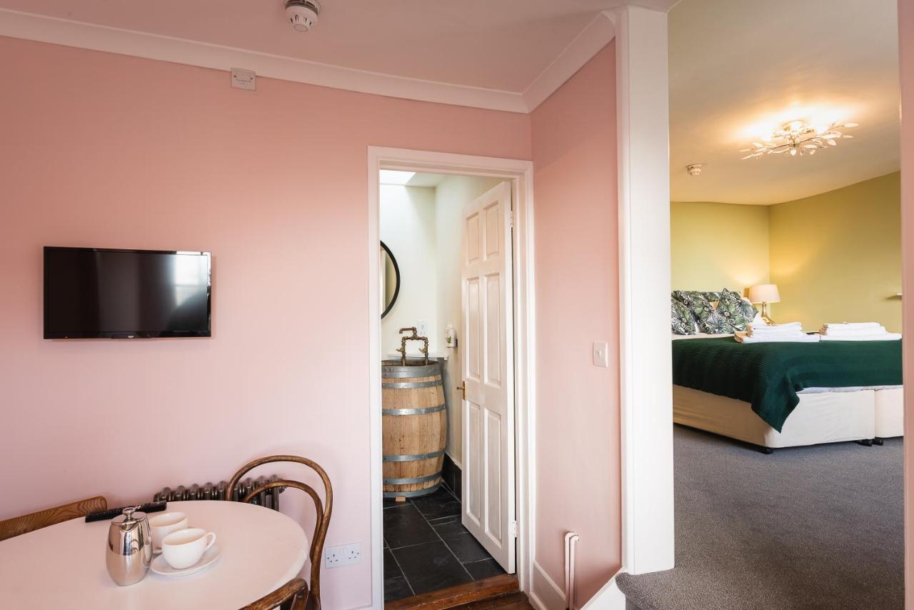 Lyme 1 Hotel Lyme Regis Bagian luar foto
