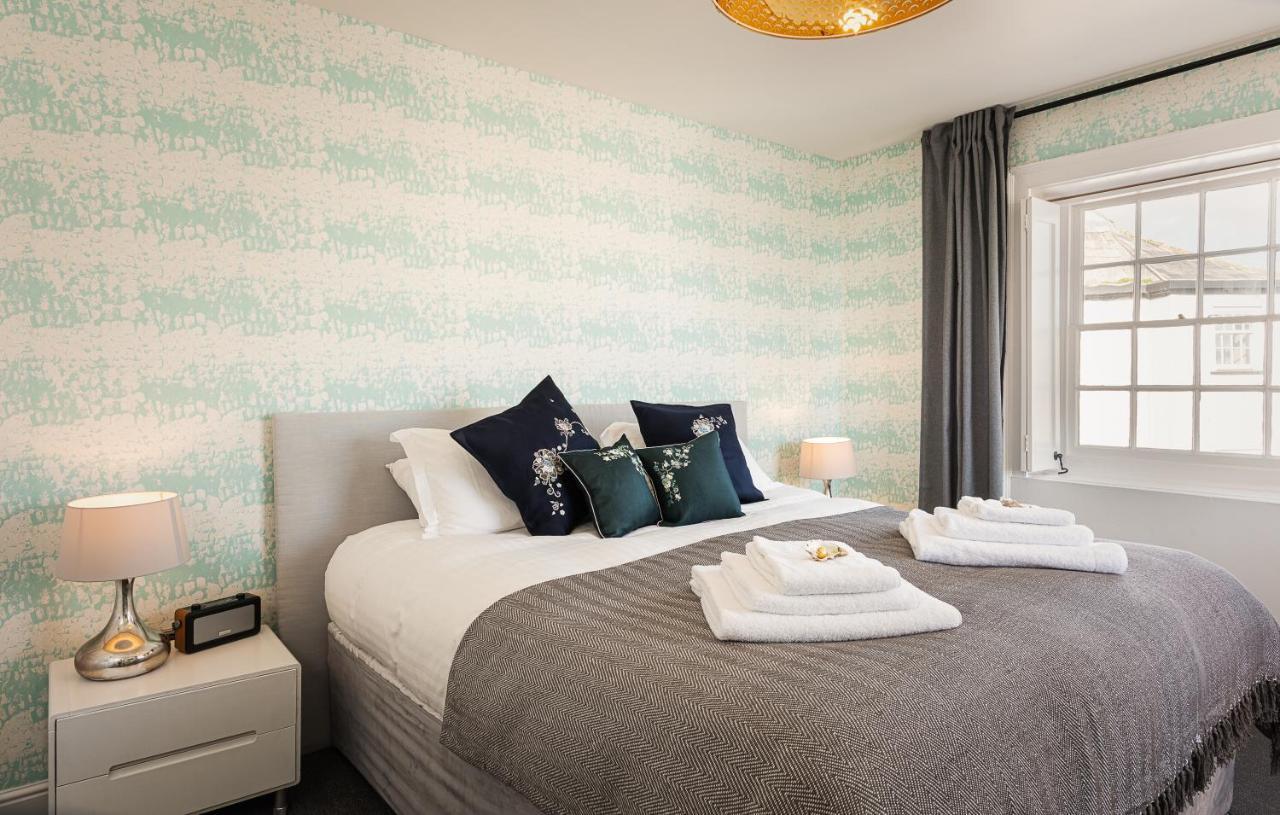 Lyme 1 Hotel Lyme Regis Bagian luar foto